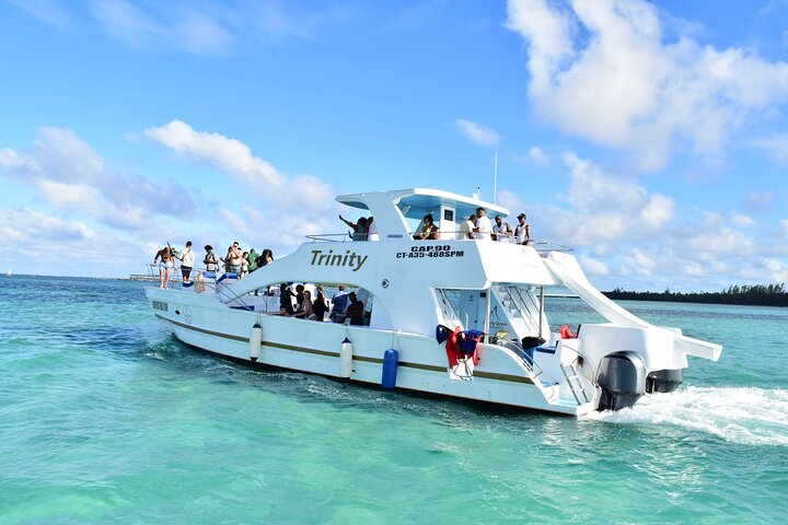 Punta Cana Booze Cruise: Snorkeling and Sand-Bar with Entertainment Team - Photo 1 of 25